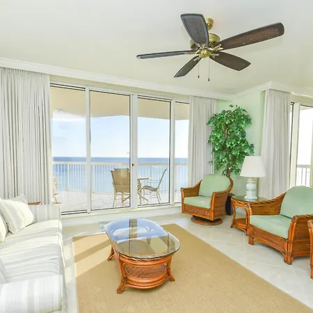 Silver Beach Towers E806
